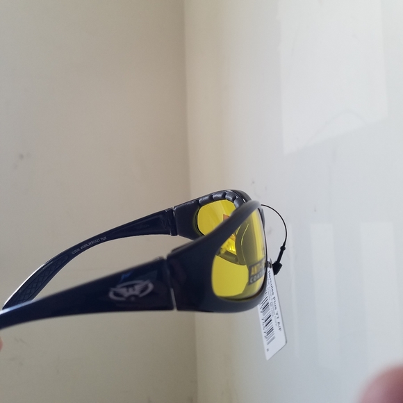 Motorcyle Glasses yellow free Foreign currency with purchase while supplies last - Picture 15 of 16